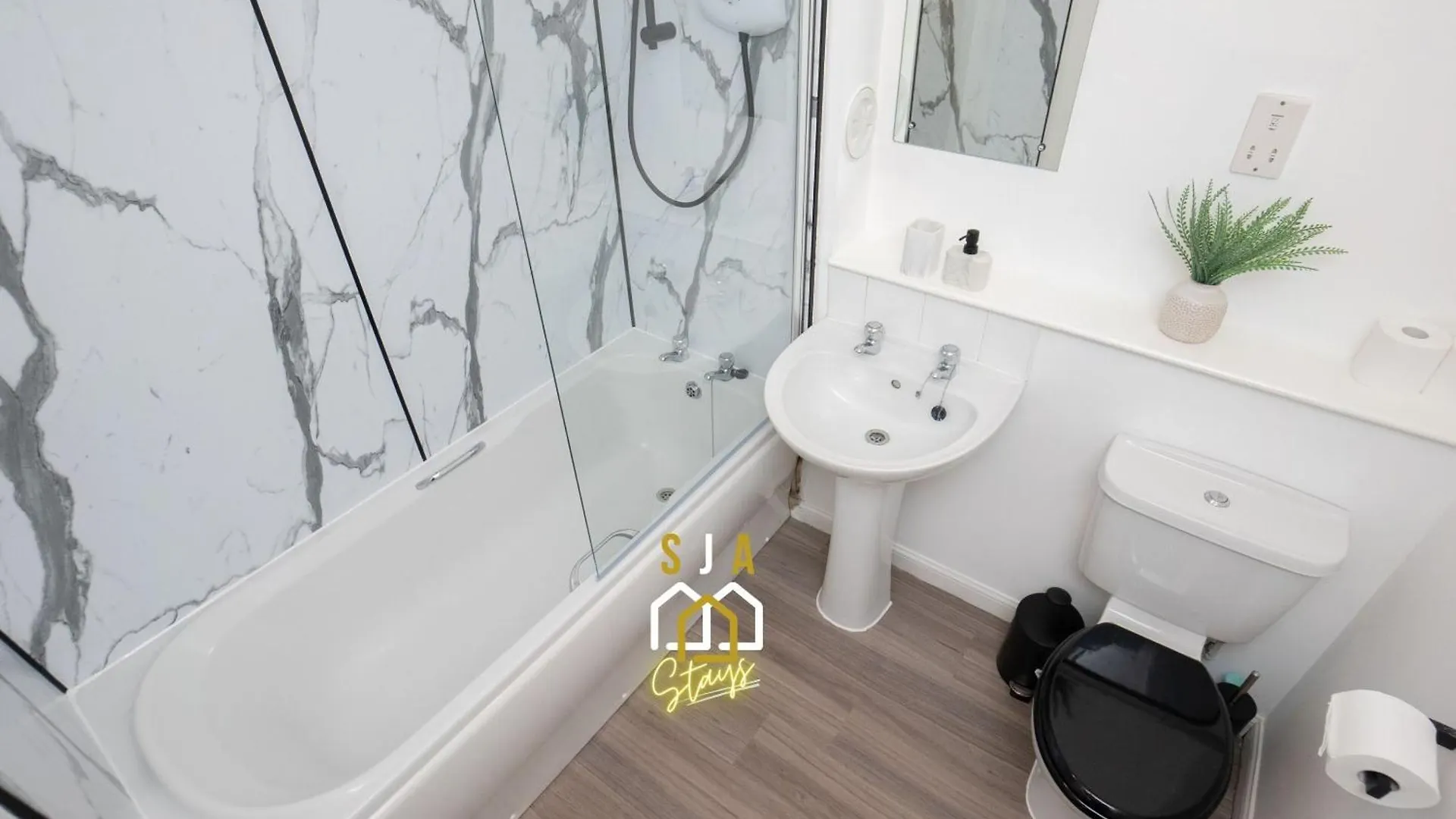 Pavlova House - Sja Stays - Modern 2 Bed Apartment Aberdeen